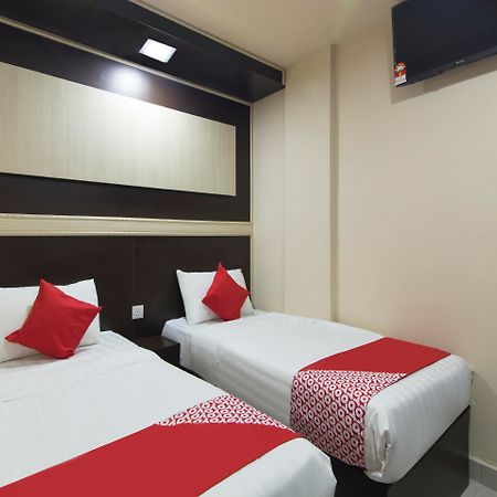 Oyo 697 Niche Valley Hotel Kuala Lumpur Buitenkant foto