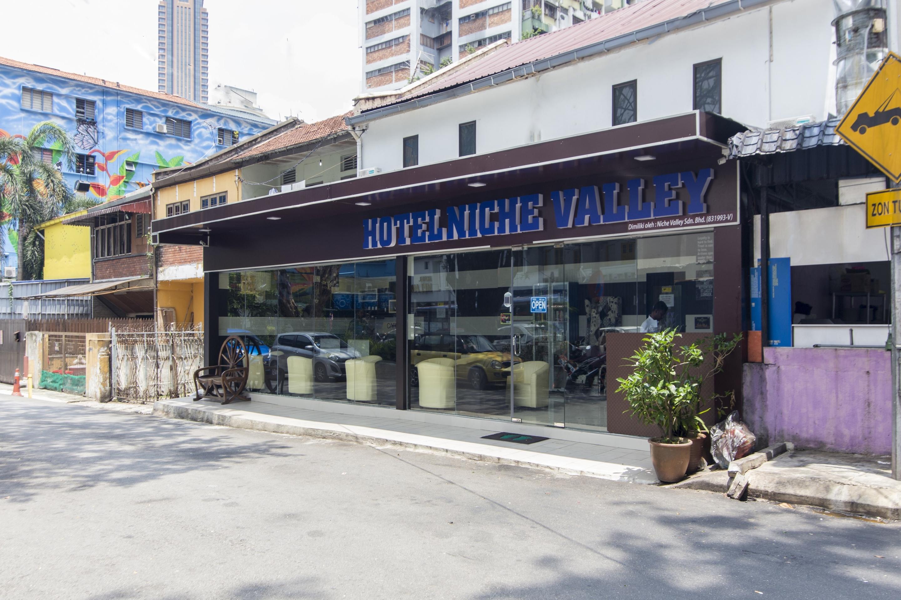 Oyo 697 Niche Valley Hotel Kuala Lumpur Buitenkant foto